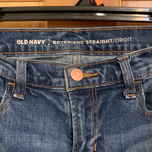 Old Navy Boyfriend Straight Jeans - Picture 3 of 6
